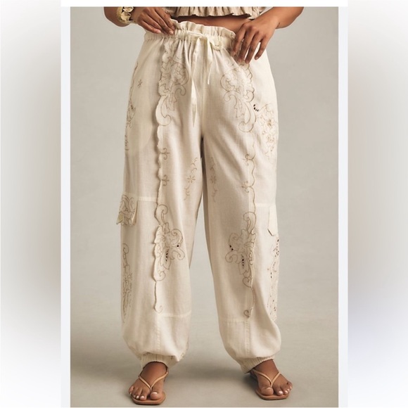Anthropologie Pants - Anthropologie Embroidered Linen Pull-on Joggers Medium